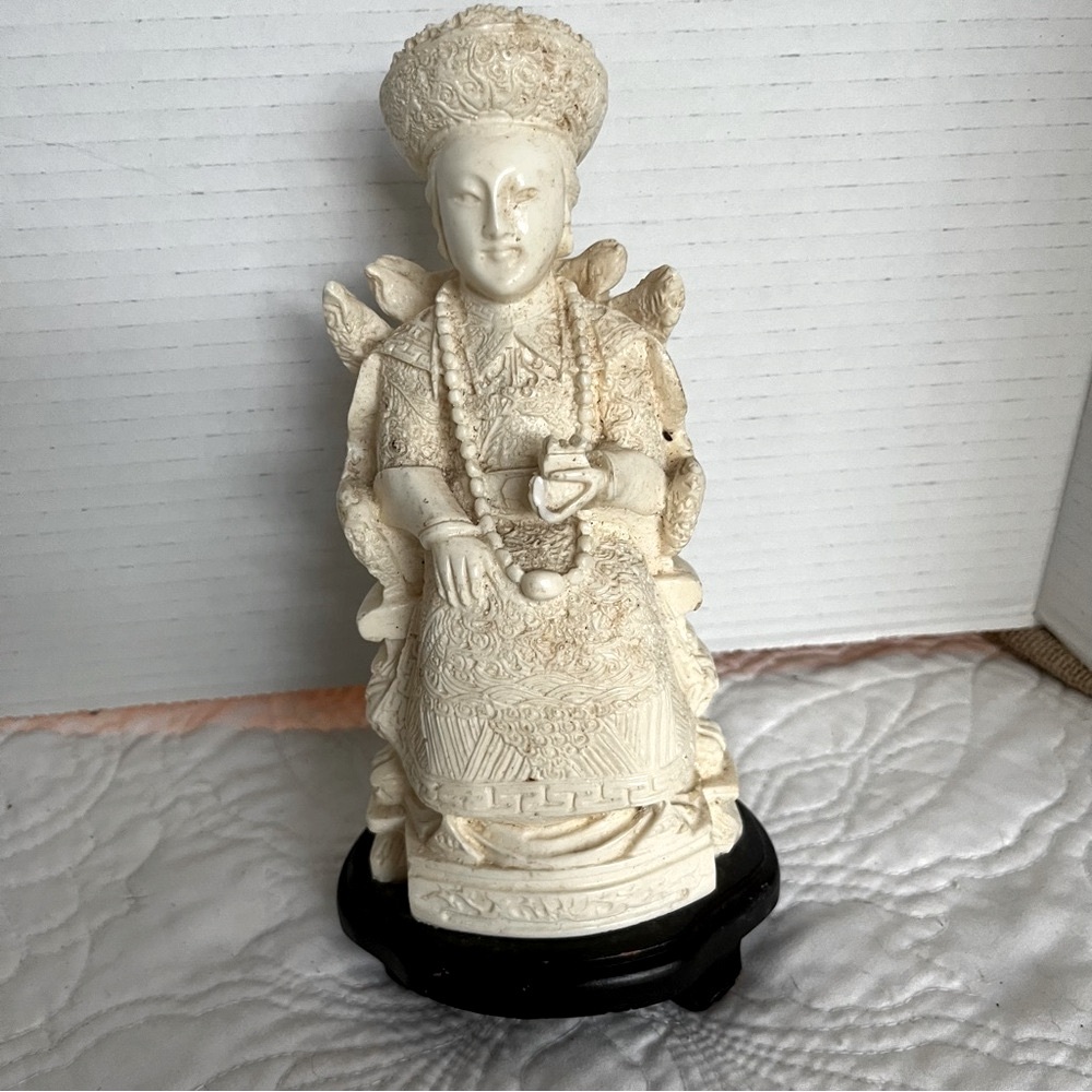 Vintage Chinese Empress Figurine Wooden Base  Resin Statue